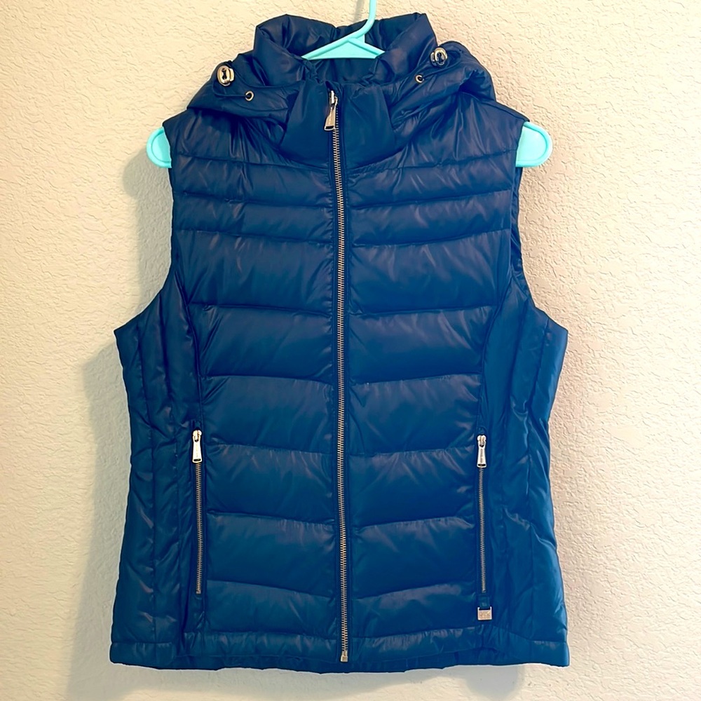 Michael Kors puffer vest Black sz M gold tone hardware